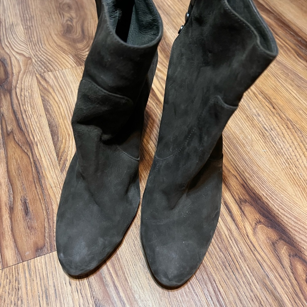 Vince camuto ankle boots size 7.5